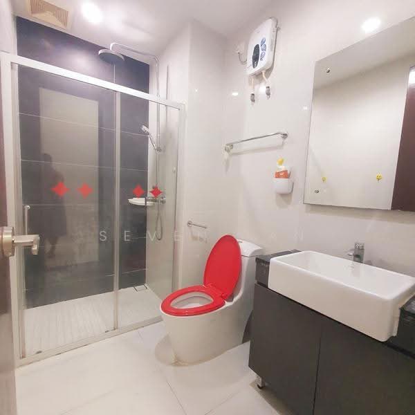Kondominium untuk Disewa di Amberside @ Country Garden Danga Bay - Seven Tan - Bathroom - PropertyGuru.com.my