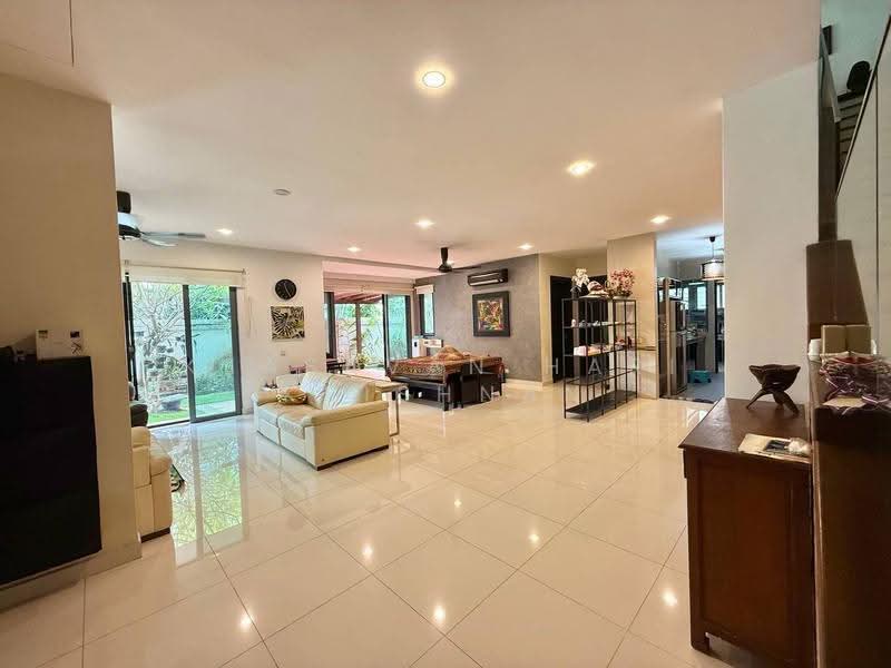 Rumah Berkembar untuk Dijual di Seksyen 6 (Bangi) - Keasavan Hari Krishnan - Living Room - PropertyGuru.com.my