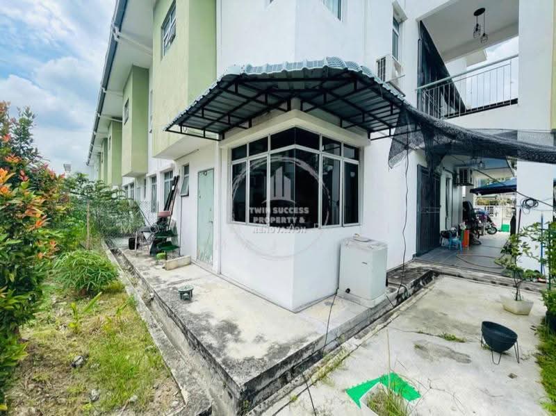 Rumah Teres 2-Tingkat untuk Dijual di Puncak Alam (Selangor) - Mohammad Din Majid - Exterior - PropertyGuru.com.my