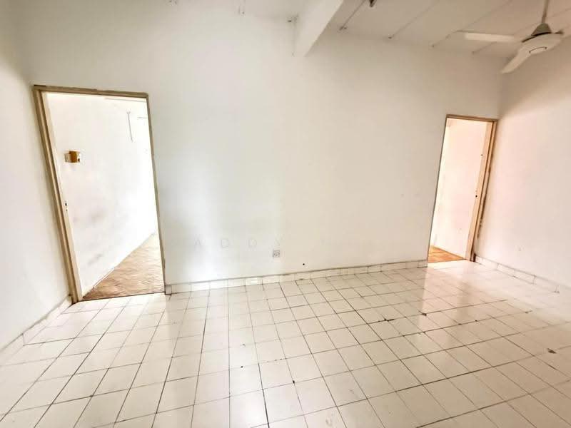 Rumah Teres 2-Tingkat untuk Disewa di Puchong Perdana (Selangor) - Addy Ng - Living Room - PropertyGuru.com.my