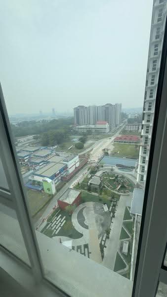 Kediaman Servis untuk Dijual di De Centrum Residences - Eugene Lim - PropertyGuru.com.my