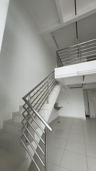 Kediaman Servis untuk Dijual di De Centrum Residences - Eugene Lim - PropertyGuru.com.my