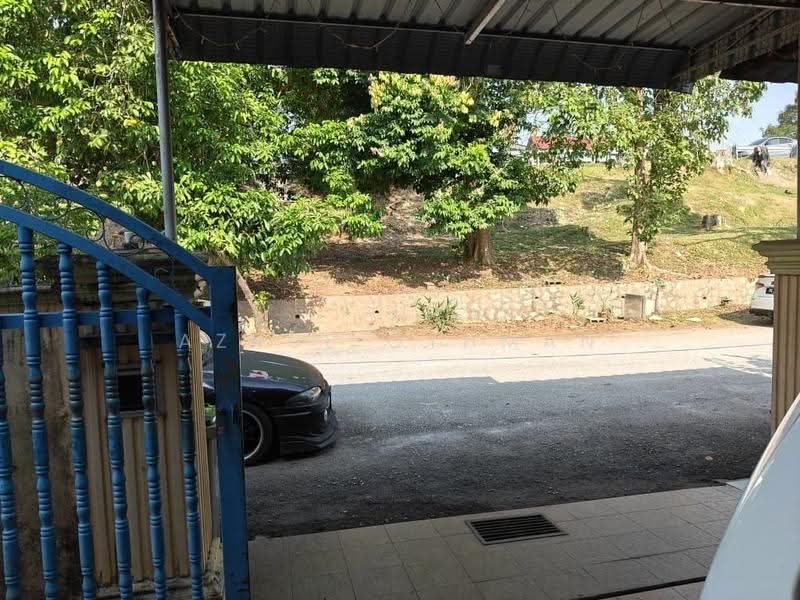 Rumah Teres 2-Tingkat untuk Dijual di Sikamat (Negeri Sembilan) - Azrul Othman - Exterior - PropertyGuru.com.my