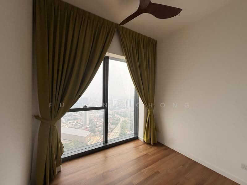 Kediaman Servis untuk Disewa di The Astaka @ 1 Bukit Senyum - Fu Heng Chong - View - PropertyGuru.com.my