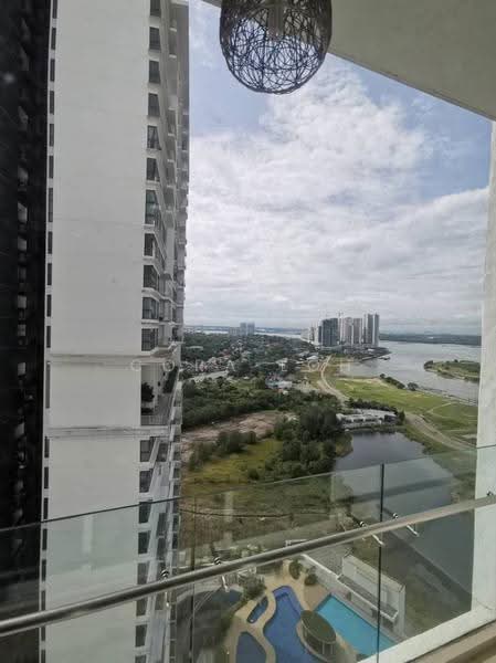 Kediaman Servis untuk Disewa di Tropez Residences - Cora Loh - Balcony - PropertyGuru.com.my