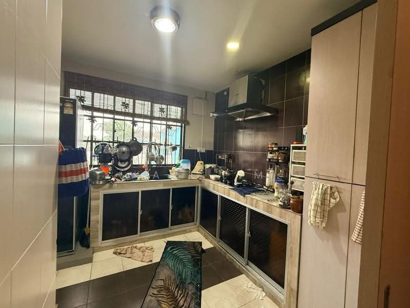 Rumah Teres 2-Tingkat untuk Dijual di Bukit Indah (Iskandar Puteri (Nusajaya)) - Karl Lim - Kitchen - PropertyGuru.com.my