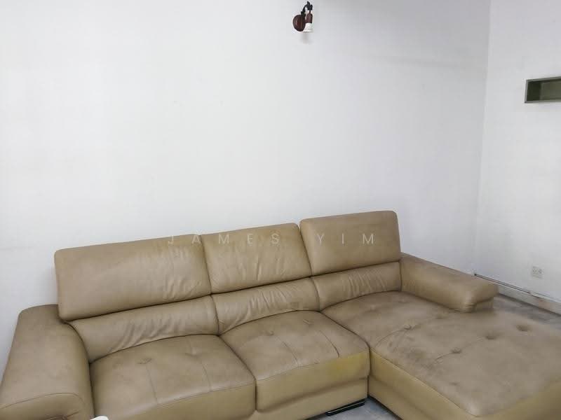 Rumah Teres 2-Tingkat untuk Dijual di Taman Mayang (Petaling Jaya) - James Yim - Living Room - PropertyGuru.com.my