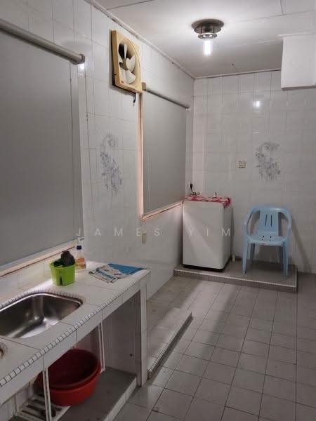 Rumah Teres 2-Tingkat untuk Dijual di Taman Mayang (Petaling Jaya) - James Yim - Kitchen - PropertyGuru.com.my