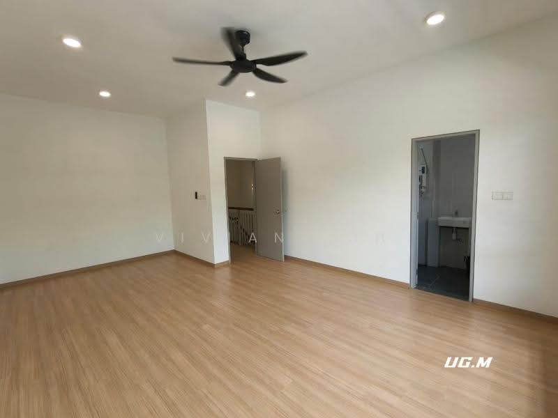 2-storey Terraced House for Sale in Klang (Selangor) - Vivian Koh - Living Room - PropertyGuru.com.my