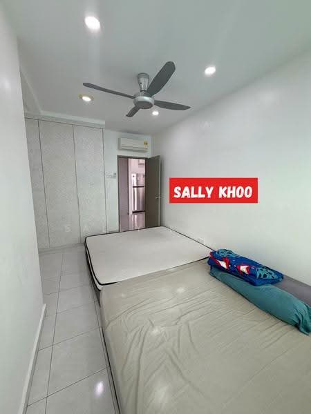 Pangsapuri untuk Dijual di The Rise Collection 3 - Sally Khoo - Bedroom - PropertyGuru.com.my