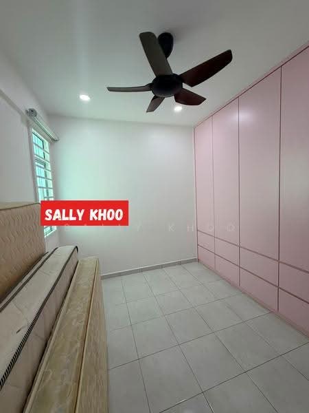 Pangsapuri untuk Dijual di The Rise Collection 3 - Sally Khoo - Bedroom - PropertyGuru.com.my