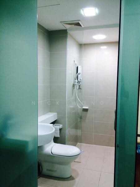 Kediaman Servis untuk Disewa di The Scott Garden SOHO - Nick Wong - Bathroom - PropertyGuru.com.my