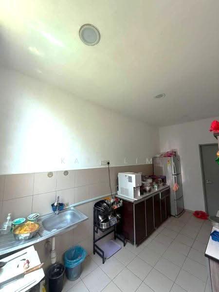 2-storey Terraced House for Sale in Bandar Seri Alam (Masai) - Karl Lim - Kitchen - PropertyGuru.com.my