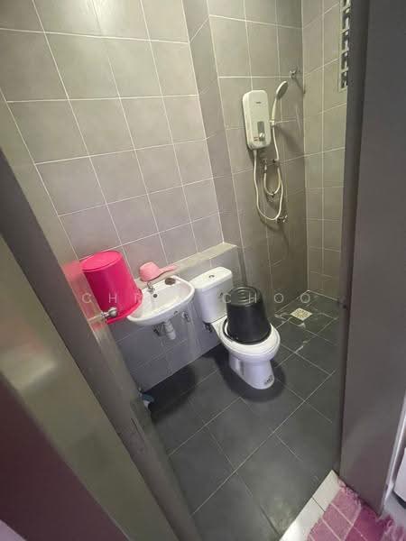 Pangsapuri untuk Disewa di Idaman Abadi - Chris Choo - Bathroom - PropertyGuru.com.my