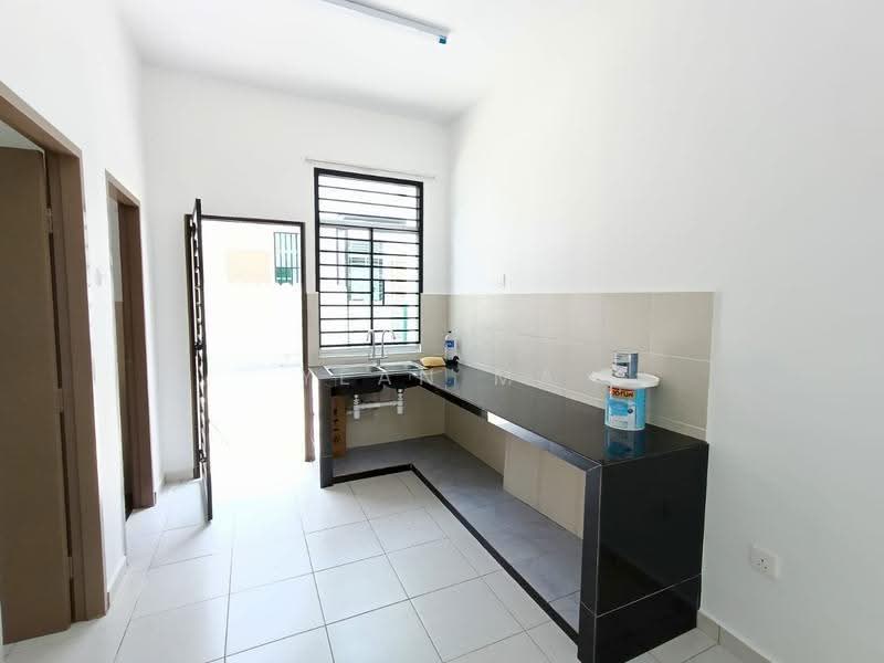 Terraced House for Rent in Taman Kundang Jaya (Rawang) - Yean Ma - Kitchen - PropertyGuru.com.my