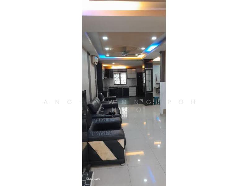Rumah Teres 3-Tingkat untuk Dijual di Sentosa Villa (Kajang) - Angie Wong Poh Choo - Living Room - PropertyGuru.com.my