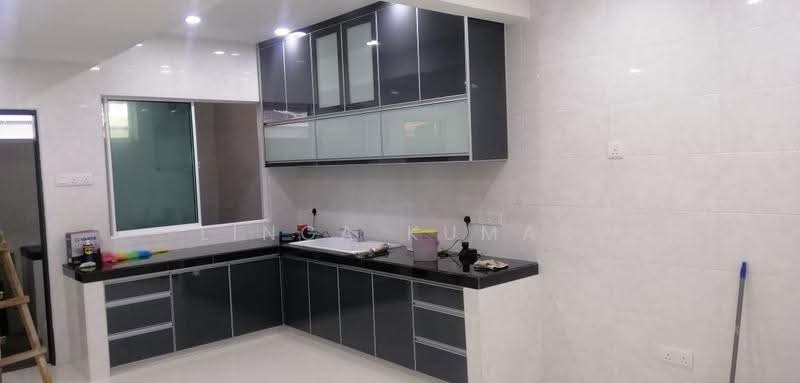 2-storey Terraced House for Sale in Petaling Jaya (Selangor) - Linga Kumar - Kitchen - PropertyGuru.com.my