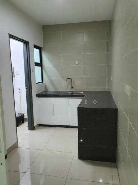 Kediaman Servis untuk Dijual di Amaya Maluri - Addis Bo - Kitchen - PropertyGuru.com.my