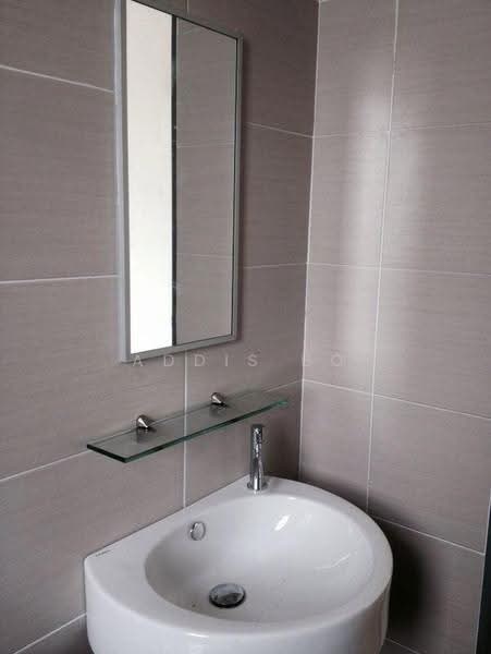Kediaman Servis untuk Dijual di Amaya Maluri - Addis Bo - Bathroom - PropertyGuru.com.my