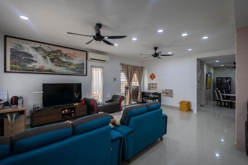 Rumah Berkembar untuk Dijual di Taman Aman Perdana (Kapar) - Vitas Tan - Living Room - PropertyGuru.com.my