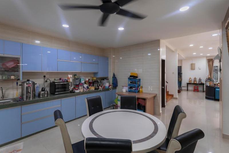 Rumah Berkembar untuk Dijual di Taman Aman Perdana (Kapar) - Vitas Tan - Kitchen - PropertyGuru.com.my