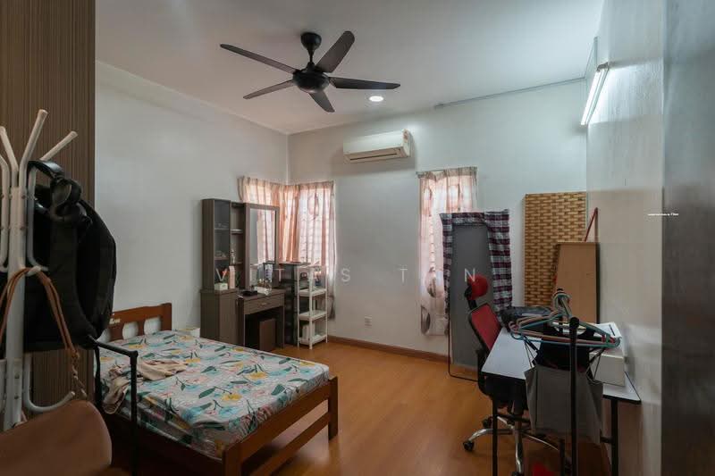 Rumah Berkembar untuk Dijual di Taman Aman Perdana (Kapar) - Vitas Tan - Bedroom - PropertyGuru.com.my