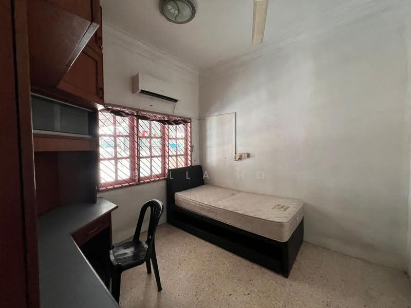 1-storey Terraced House for Sale in Taman Putri Kulai (Kulai) - Bella Ho - Bedroom - PropertyGuru.com.my