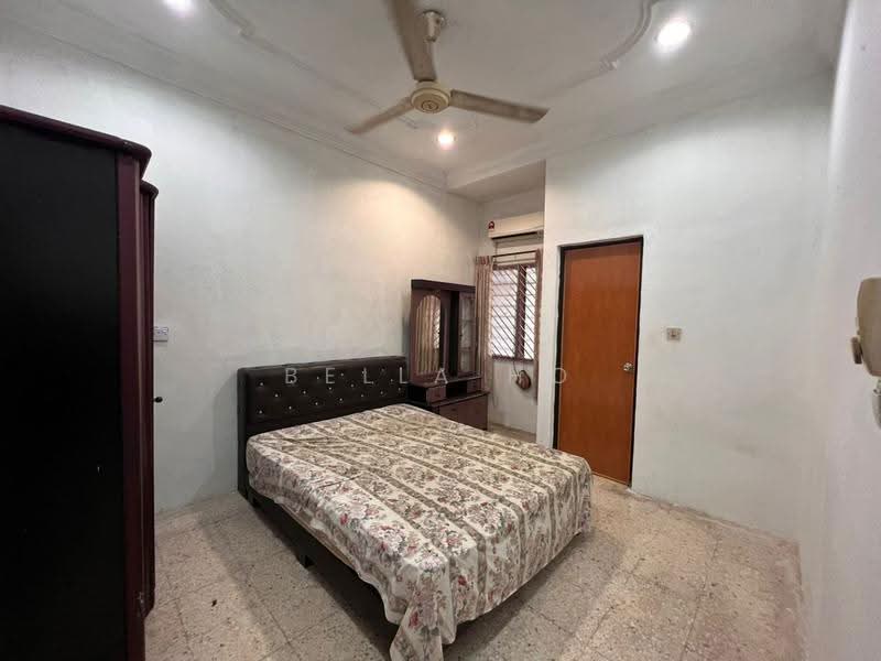 1-storey Terraced House for Sale in Taman Putri Kulai (Kulai) - Bella Ho - Bedroom - PropertyGuru.com.my
