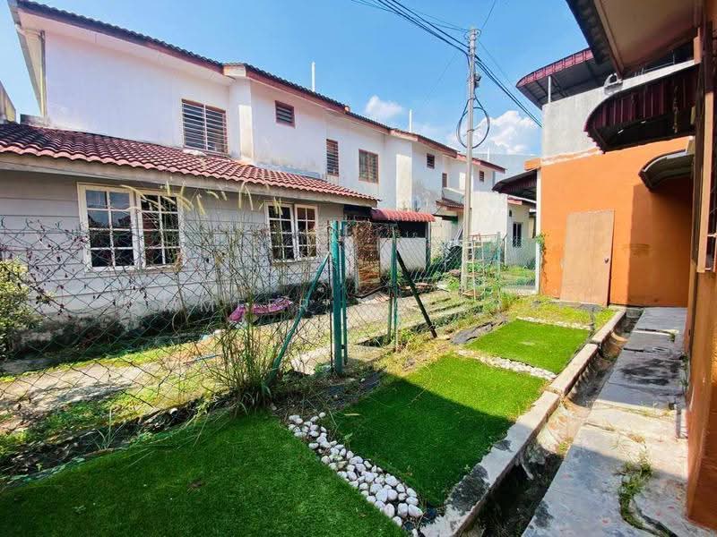Rumah Teres 2-Tingkat untuk Dijual di Jenjarom (Selangor) - Ammeer Nadzrai - Exterior - PropertyGuru.com.my
