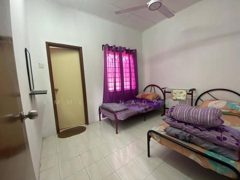 Rumah Teres 2-Tingkat untuk Dijual di Jenjarom (Selangor) - Ammeer Nadzrai - Bedroom - PropertyGuru.com.my
