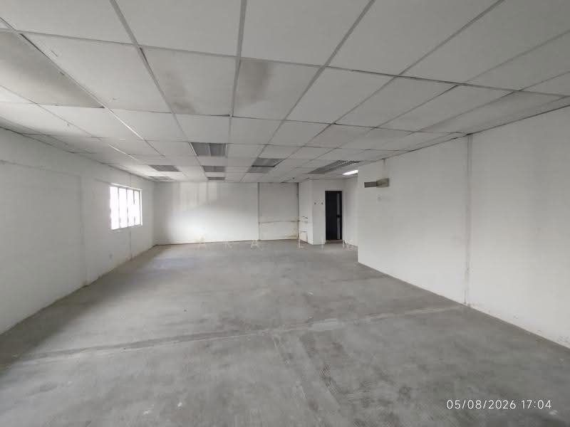 Kilang untuk Disewa di Balakong (Selangor) - Aka Lim - Interior - PropertyGuru.com.my