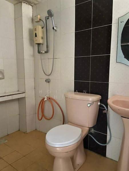 Condominium for Rent at La Villas Condominium - Hoi Lan Ching - Bathroom - PropertyGuru.com.my
