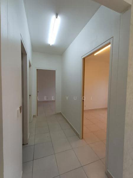 Pangsapuri untuk Disewa di Seri Baiduri - Lee Yuqi - Corridor - PropertyGuru.com.my