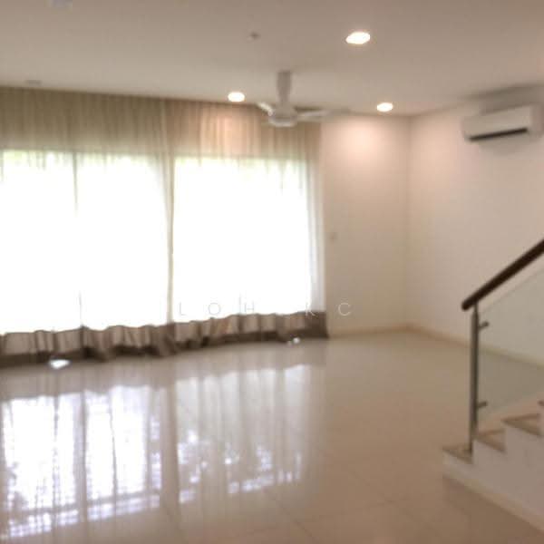 Rumah Bandar untuk Dijual di Sunway Montana (Setapak) - Loh KC - Living Room - PropertyGuru.com.my
