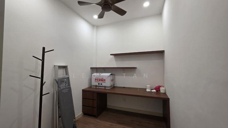 Townhouse for Rent in Kuching (Sarawak) - Leon Tan - Study - PropertyGuru.com.my