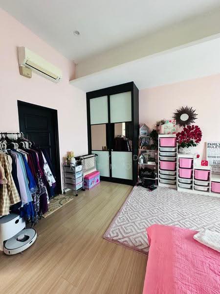 Rumah Teres 3-Tingkat untuk Dijual di Bandar Teknologi Kajang (Kajang) - Haryadi Katmon - Bedroom - PropertyGuru.com.my
