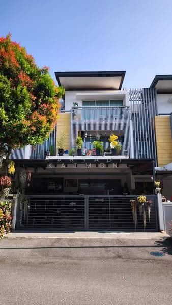 Rumah Teres 3-Tingkat untuk Dijual di Bandar Teknologi Kajang (Kajang) - Haryadi Katmon - Exterior - PropertyGuru.com.my
