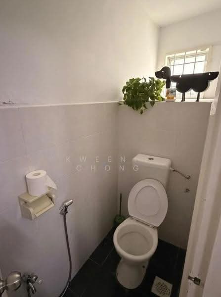 Shop for Rent in Bandar Mahkota Cheras (Cheras) - Kweenie Chong - Bathroom - PropertyGuru.com.my