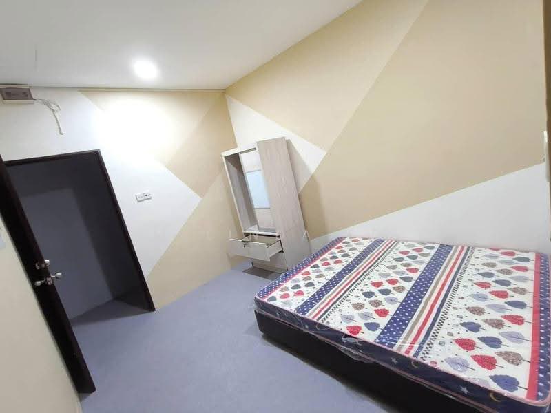 Semi-Detached House for Sale in Taman Pelangi (Johor Bahru) - Melinda Ee - Bedroom - PropertyGuru.com.my