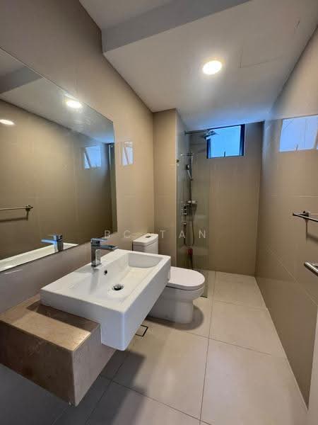 Service Residence for Rent at United Point (Residensi Berpadu) - BC TAN - Bathroom - PropertyGuru.com.my