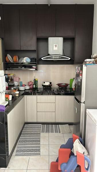 Pangsapuri untuk Disewa di Taman LTAT - Lee Yuqi - Kitchen - PropertyGuru.com.my