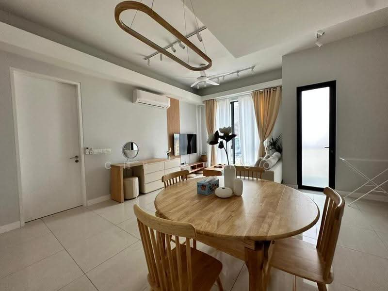 Kediaman Servis untuk Disewa di The Sentral Suites - Chris Choo - Living Room - PropertyGuru.com.my