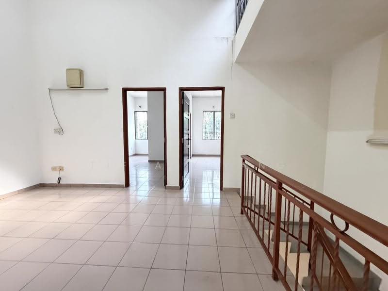 Rumah Teres 2-Tingkat untuk Dijual di Taman Sungai Agas (Kapar) - Tiffany Yang - Upstair Living Hall - PropertyGuru.com.my