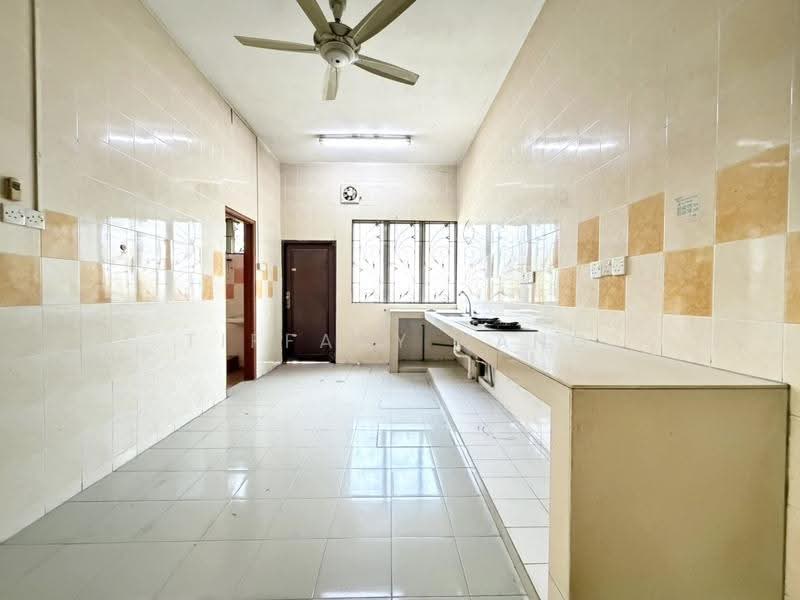 Rumah Teres 2-Tingkat untuk Dijual di Taman Sungai Agas (Kapar) - Tiffany Yang - Kitchen - PropertyGuru.com.my