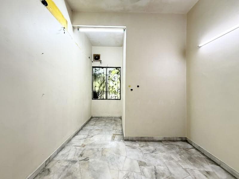 Rumah Teres 2-Tingkat untuk Dijual di Taman Sungai Agas (Kapar) - Tiffany Yang - Bilik Tidur - PropertyGuru.com.my