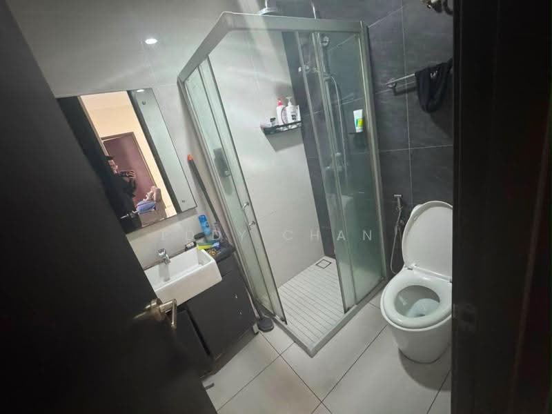 Kondominium untuk Dijual di Bay Point @ Country Garden Danga Bay - Eddy Chan - Bathroom - PropertyGuru.com.my