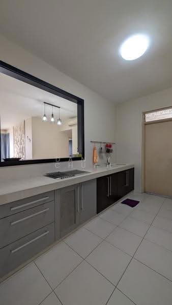 Kondominium untuk Dijual di The Tamarind - Danny Chuah - Kitchen - PropertyGuru.com.my