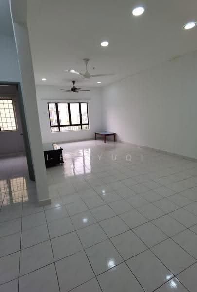 Kondominium untuk Disewa di Casa Venicia Greenview Tower - Lee Yuqi - Living Room - PropertyGuru.com.my