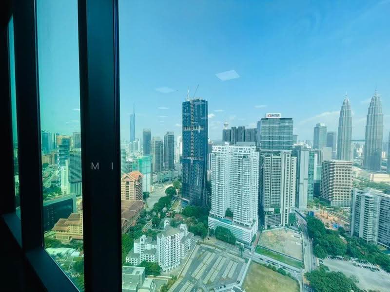 Pejabat untuk Disewa di KLCC (KL City Centre) - Michelle Tan - View - PropertyGuru.com.my