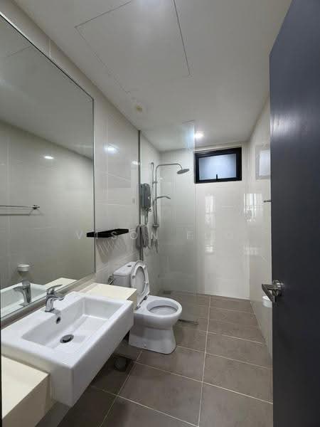 Service Residence for Rent at Southkey Mosaic - Vison Foo - Bathroom - PropertyGuru.com.my